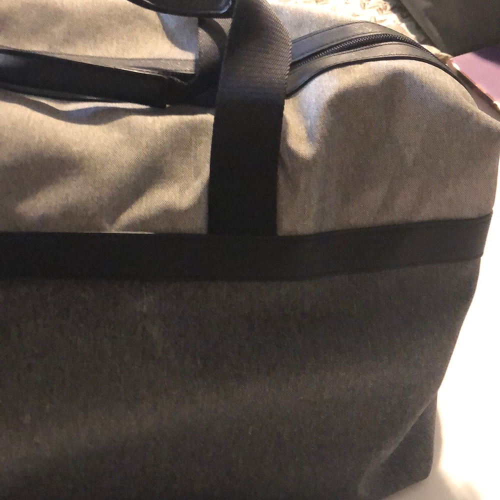 Ted Baker Cheetz Duffle Holdall Bag - Picture 8 of 8